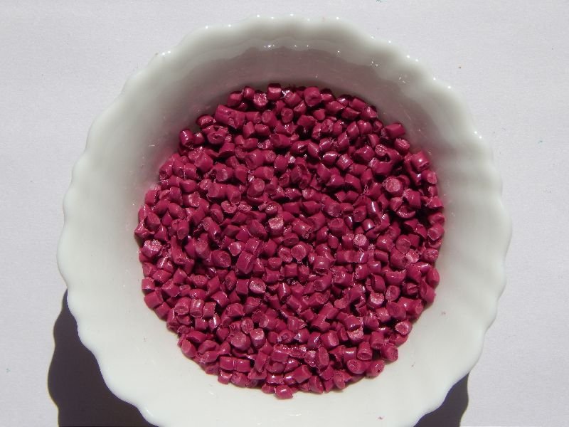 Queen Red PP Granules